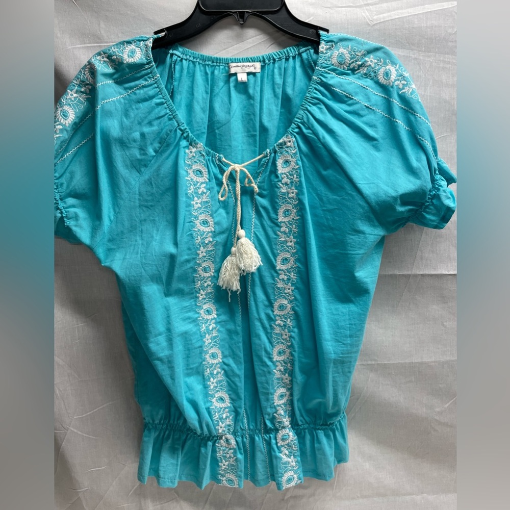 Ladies peasant blouse.